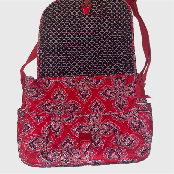 VERA BRADLEY MESSENGER BAG* - Picture 4 of 9